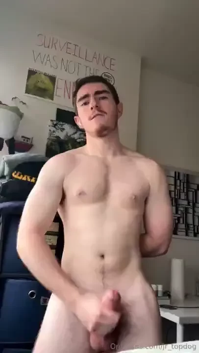 Quick morning release i was so horny you can see i almost cum on 