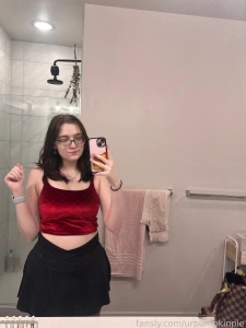 Hi yall omg so i reached 500 followers and i wanted to say a big thank