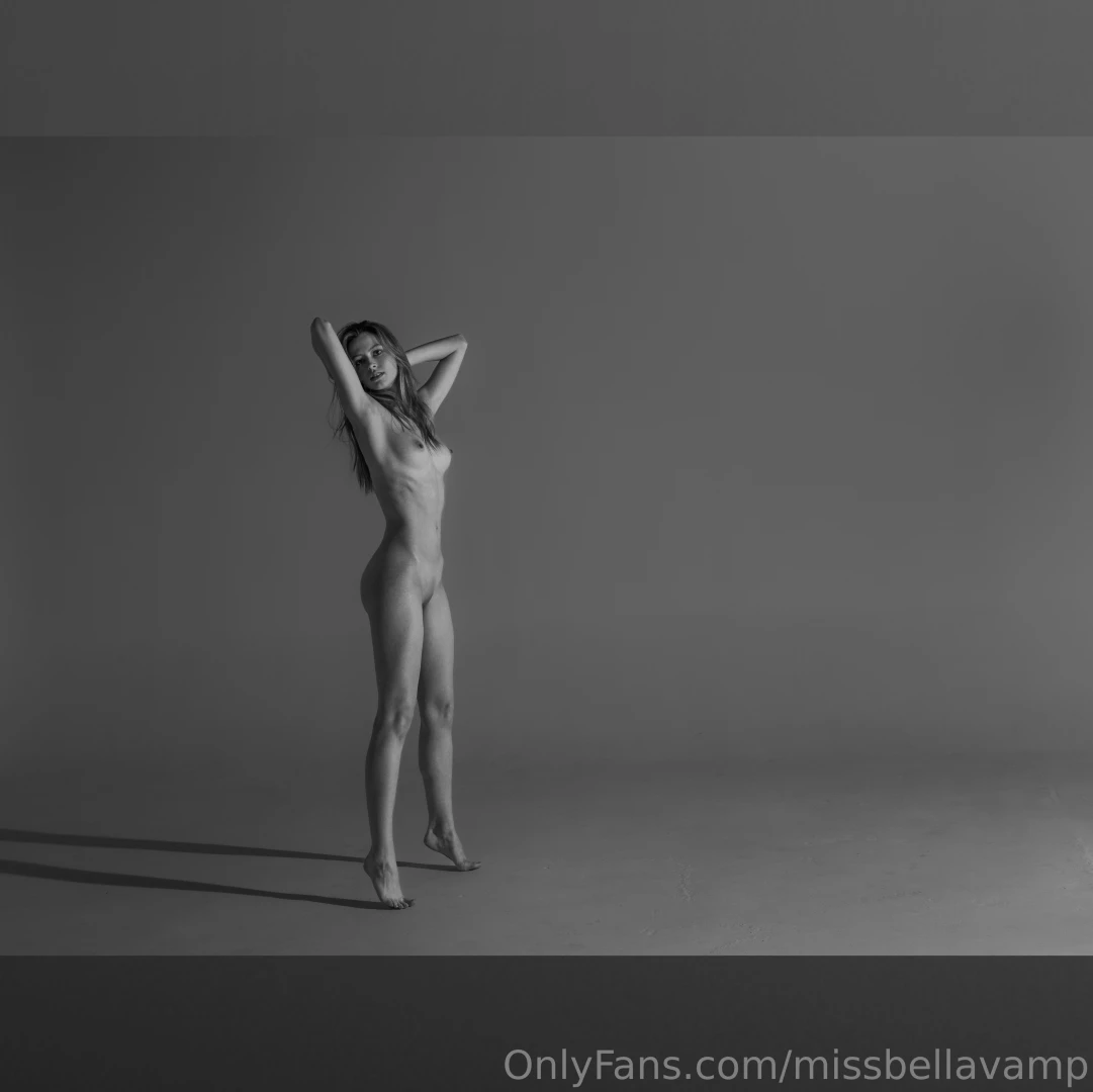 Would you have me as a photo on your wall computer if you could 