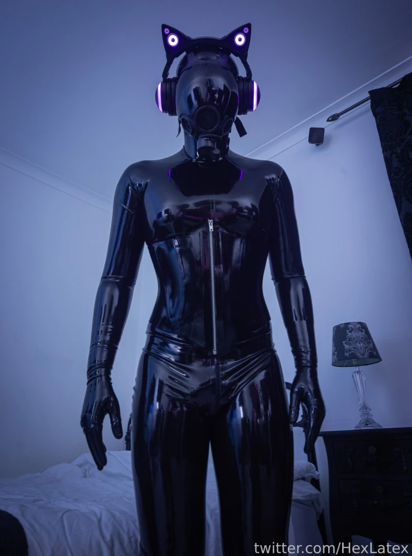 Fist set from a recent shoot with 0595 aka aone00k we did quite a bit part 6 