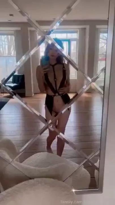 Scarlet witch is the best mcu character and you can t convince me 