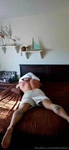 Daddy got some new outfits in this bundle you see the two new jocs as