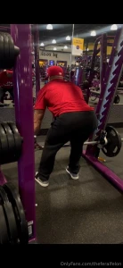 Unlock to see the after gym pictures of this ass and legs pumped up