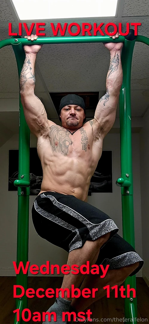 Going live for a home workout cum stop in see if i end up naked by the 