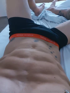 Dm me for content custom