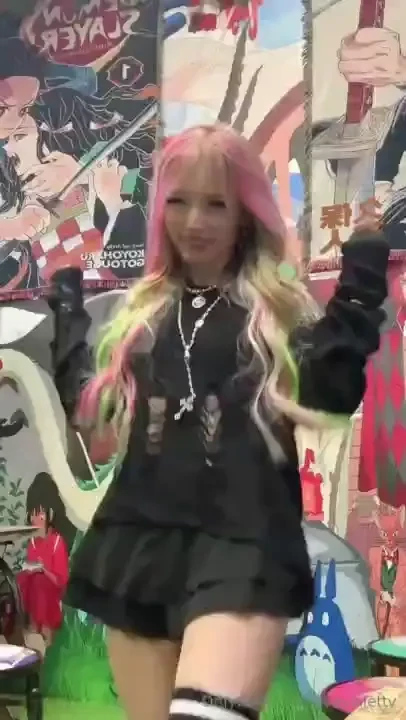 Dance videos incoming 