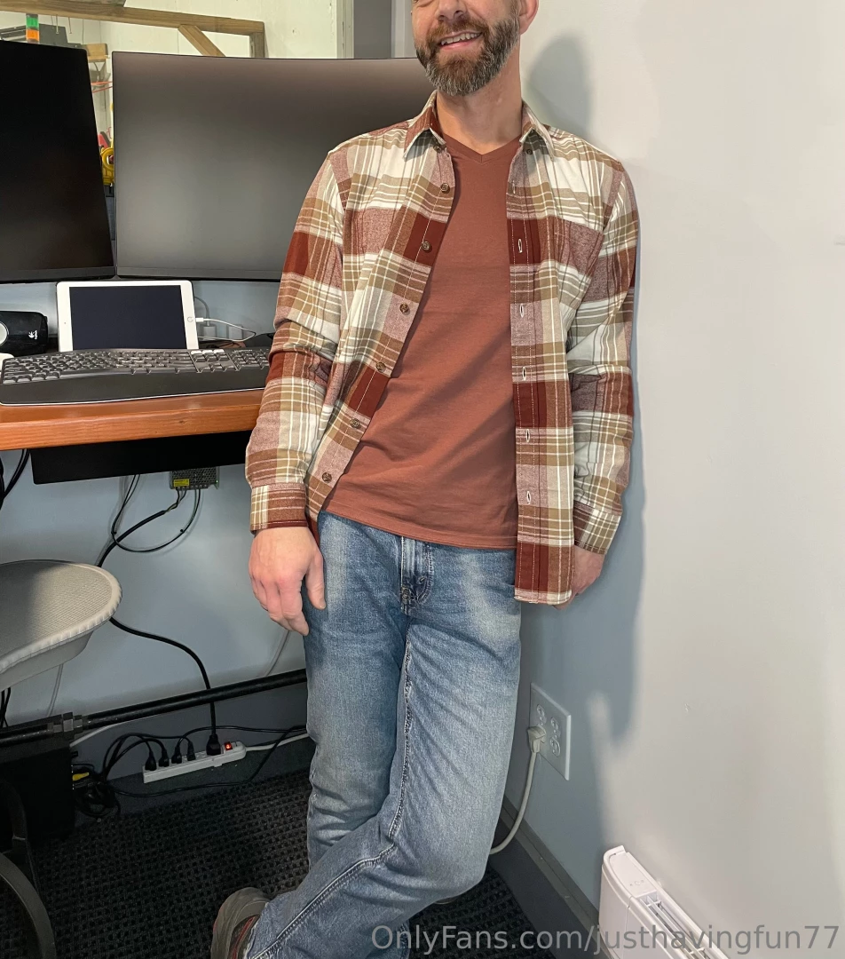 Waiting for someone to make my work day a little more exciting part 1 