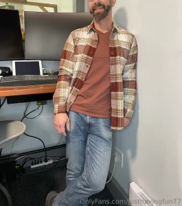 Waiting for someone to make my work day a little more exciting part 1