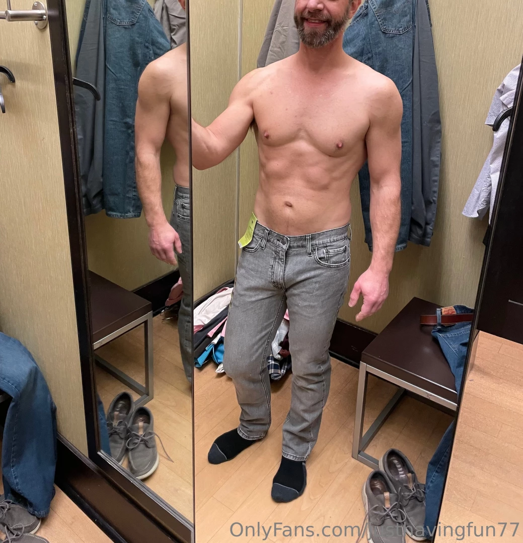 It was a shopping day so you get some dressing room pics 