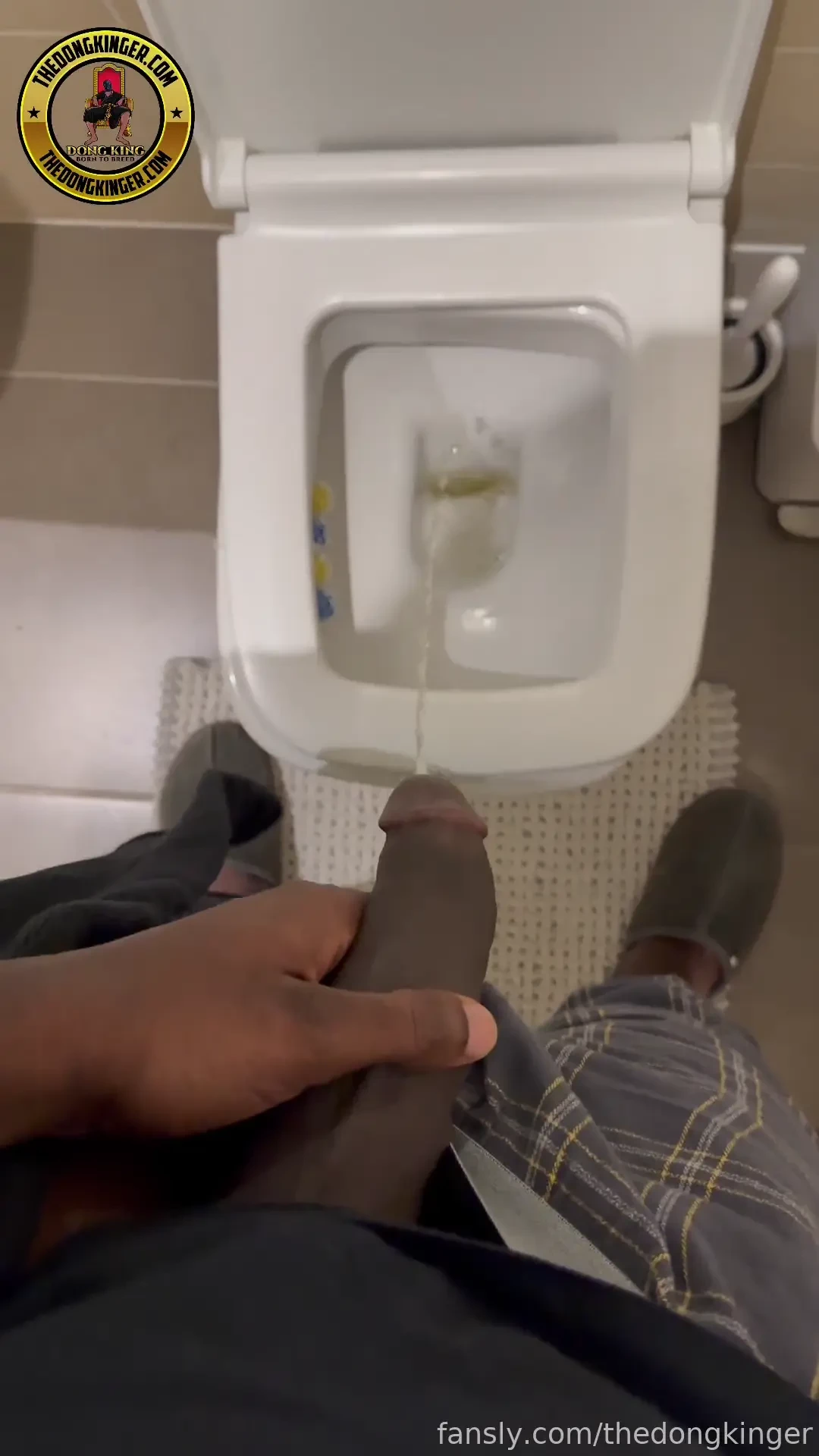 I want to replace this toilet with a slave s face bbc piss 