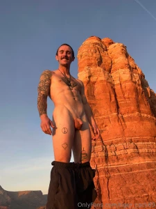 Showing off my ass to sedona last pic is me with a verry flaccid dick part 1