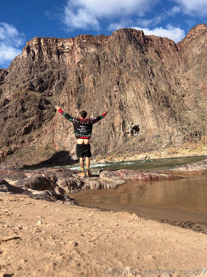 Christmas hike to the bottom of the grand canyon and back ended up part 1 