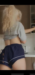 15 x pics amp 1 x cheeky vid for 5 come sus these new pics amp vid of part 3