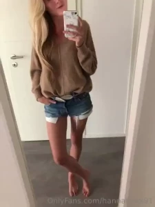 For all those who don t know yet i m hanna married and i love strange