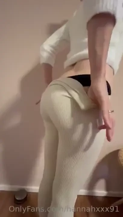 I love to show my thong specially in a yoga pants is this to much for 