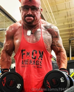 Fun muscle pics in the gym and around enjoy part 1