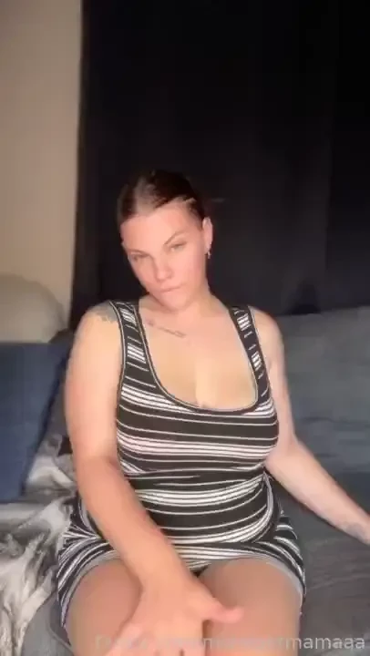 Ooops mommy forgot to wear panties today stripping naked milf 