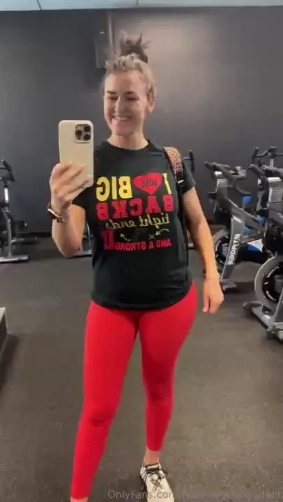 My gym fit always brings some laughs 