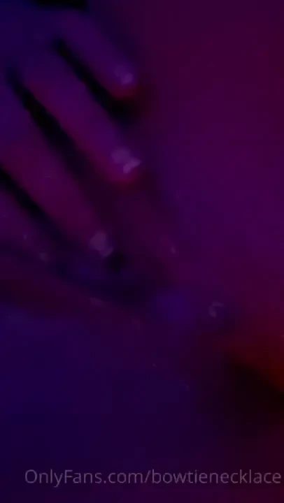 Showing off my late night creampie then he passed out 