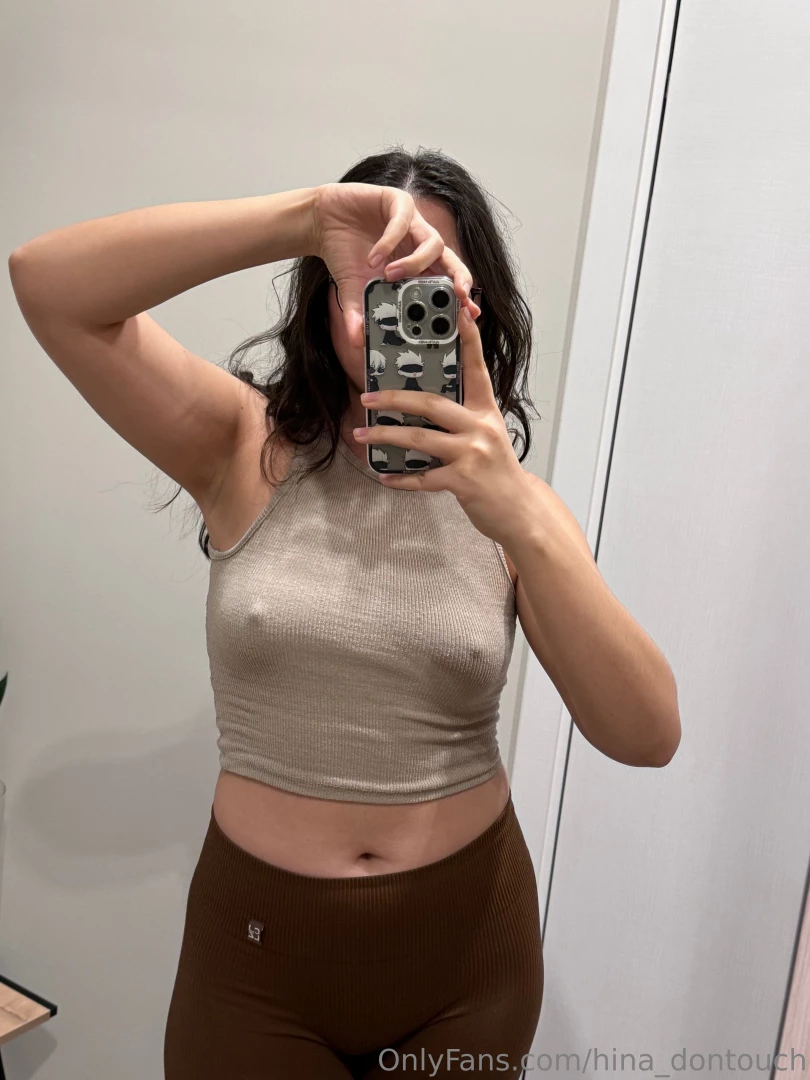 Spot the husband on the pic 