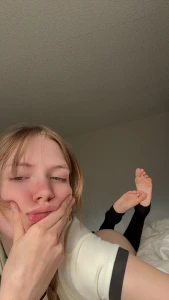 Wearing my new presentssss i love when yall buy me thingsss part 2