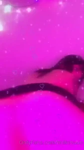 Pussy kisses
