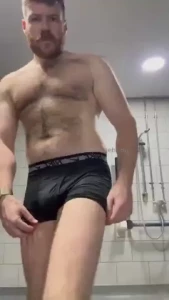 Good gym session sweaty back sweaty ass