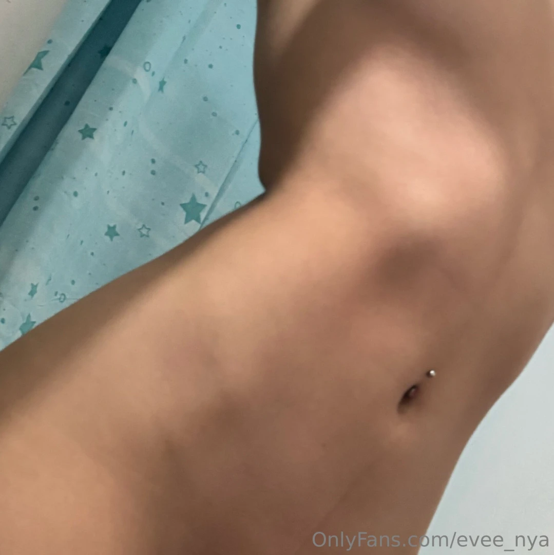 Tell me something nice and the whole photo is yours 