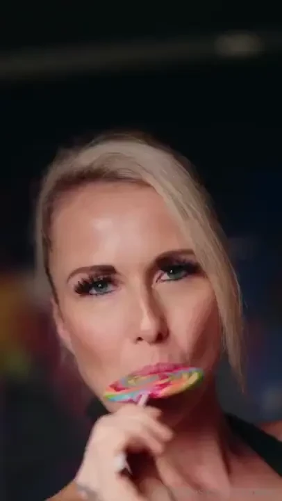 Lutschen ist eine kunst f r sich ich meine lolli nat rlich - alles 