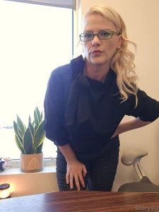 Well hello i hope you ll be a good boy and join me on my solo live part 4