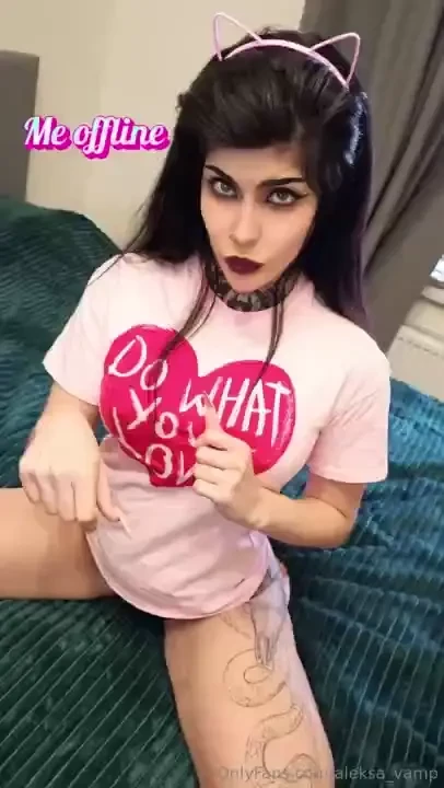Which side of me do you prefer meow 