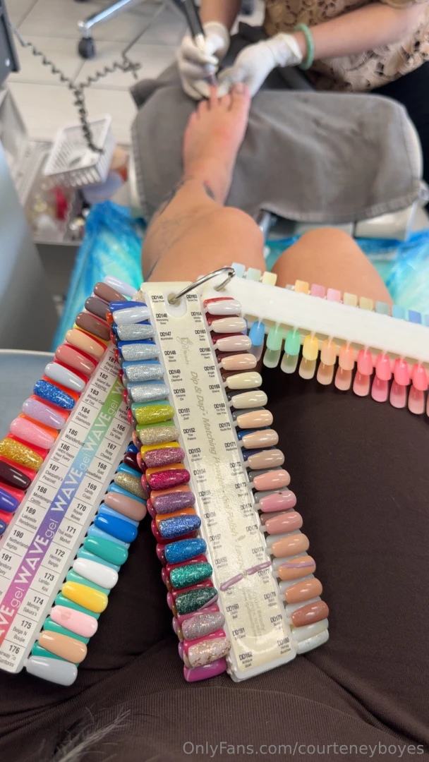 What color should i do next part 18 