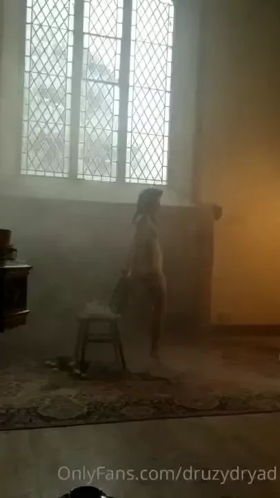 Starting to pick up work again at my real job as an art nude model part 3 