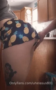 V giving me my morning spankings