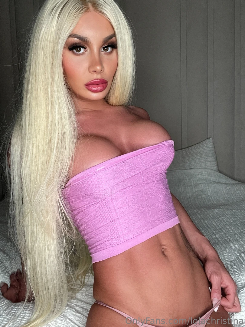 One hand on my panties the other s waiting for you to stop me wanna be 