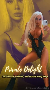 Felt so damn sexy in this outfit i just had to show you every curve