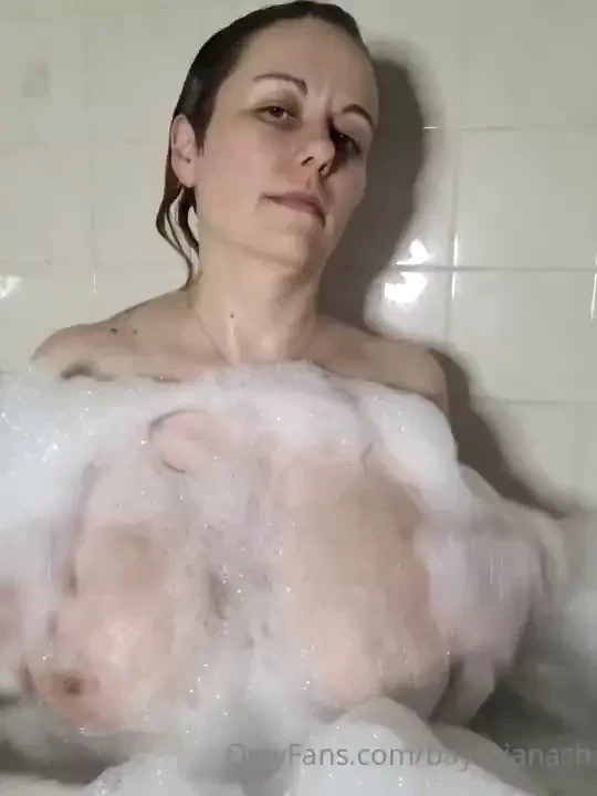 Do i look clean enough 