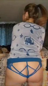 Twerk twerk twerk twerk twerk catch me on facetime babe raeleemaye1