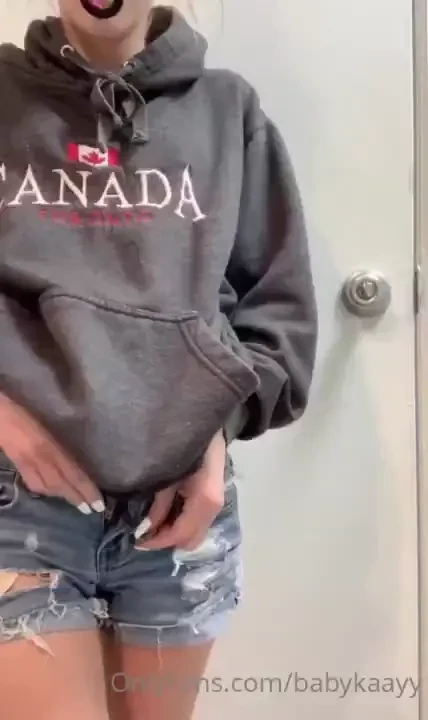 Happy tbt from the hidden posts come watch me out this plug in my ass 