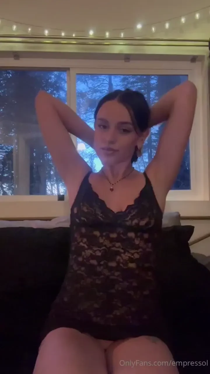 I know you wanna see what i m doing at all hours of the day here s a 