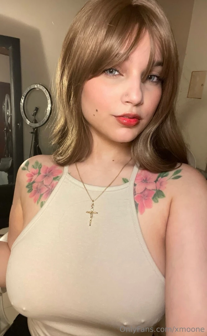 Holis amor estoy disponible al dm 