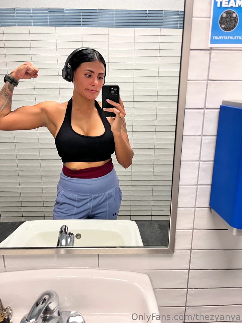 Strong women are sexy 