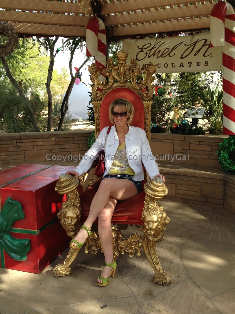 Happy christmas to my wonderful fans hope to see more of you 