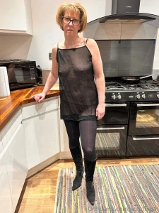 Do you want me in your kitchen like my glasses subscribe for dirrrrty