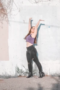 Shoutout to my amazing fans i just hit 300 fans and climbed into the