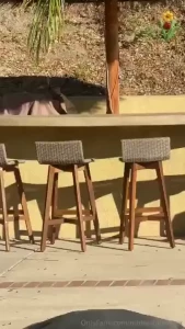 When you re just trying to enjoy yourself by the pool but people be