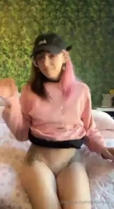 About to go run some errands should i keep the shorts on underneath or