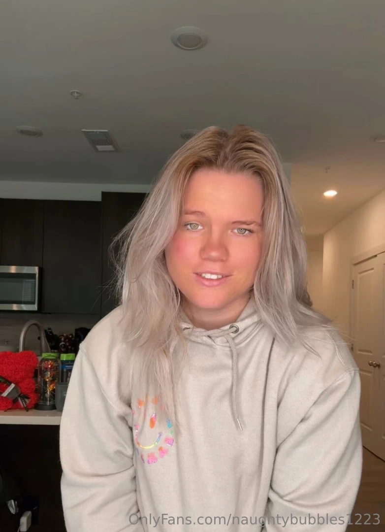 Heeeey u send me pls under that post 