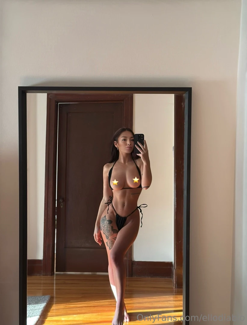 Brunette does it better 