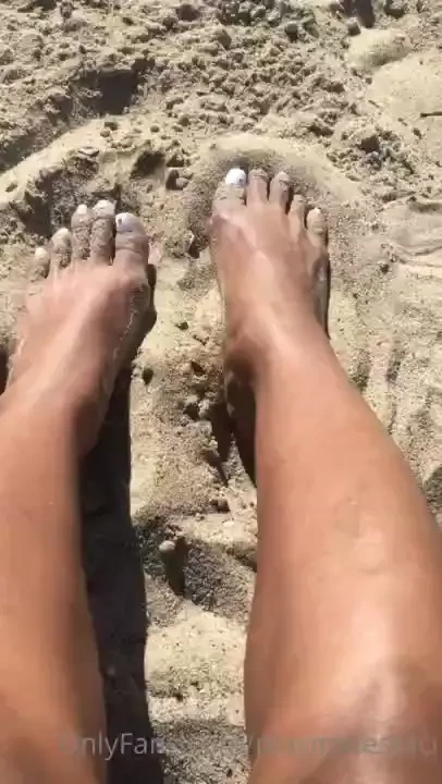 Feet amp toe wiggles in the sand dirty feet the beach 